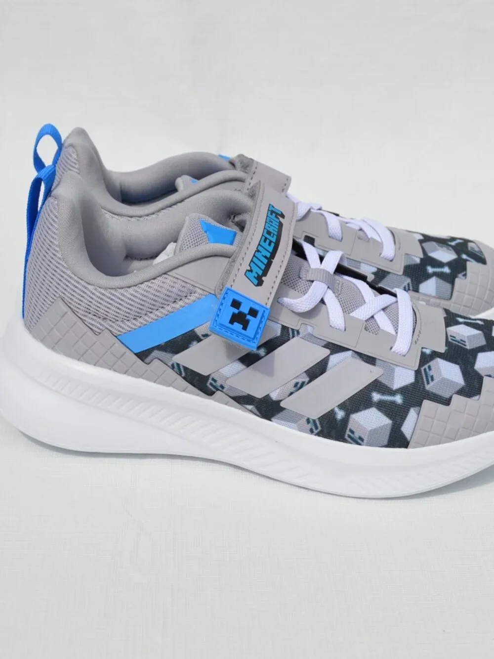 ADIDAS MINECRAFT FORTARUN 4.0 SHOES CHILDREN Size 3 (New)